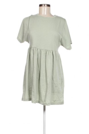 Šaty  Trendyol, Velikost M, Barva Zelená, Cena  1 478,00 Kč