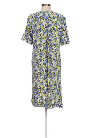 Kleid Vila Joy, Größe M, Farbe Mehrfarbig, Preis 52,58 €