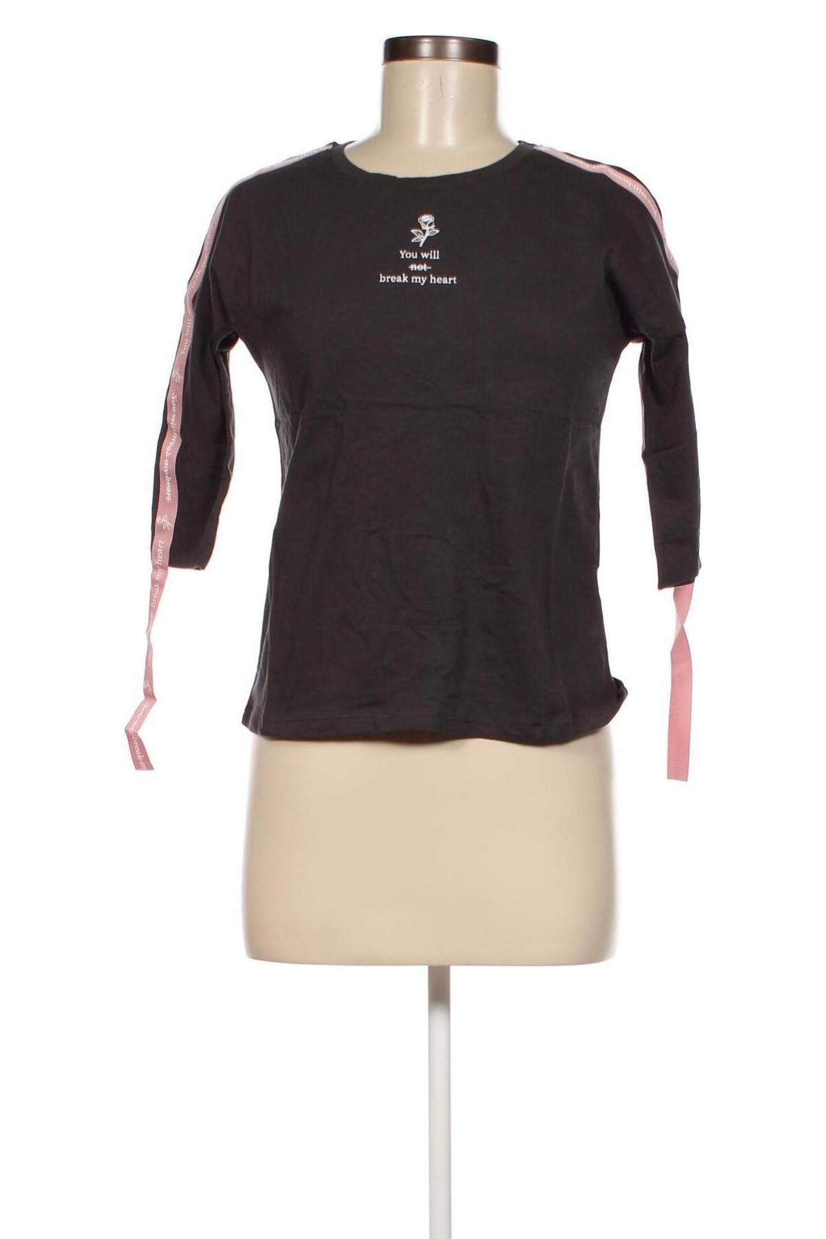 Γυναικεία μπλούζα Stitch & Soul, Μέγεθος XS, Χρώμα Πολύχρωμο, Τιμή 2,40 €