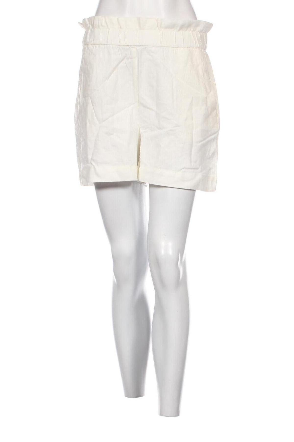 Γυναικείο κοντό παντελόνι Vero Moda, Μέγεθος M, Χρώμα Λευκό, Τιμή 4,74 €