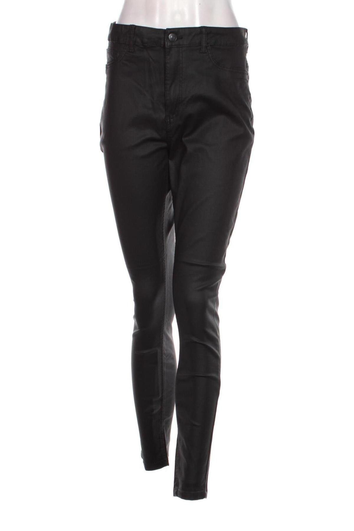 Дамски панталон Noisy May, Размер L, Цвят Черен, Цена 13,80 лв.