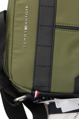 Kabelka  Tommy Hilfiger, Barva Zelená, Cena  2 239,00 Kč