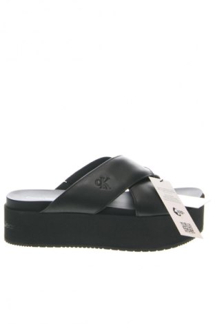 Pantolette Calvin Klein Jeans, Größe 40, Farbe Schwarz, Preis 127,99 €