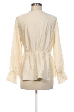 Damen Shirt, Größe M, Farbe Beige, Preis 5,99 €