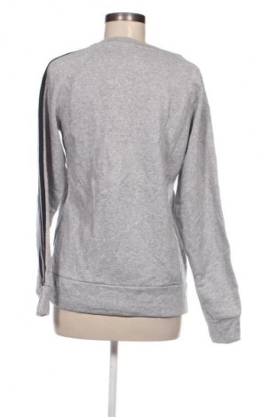 Damen Shirt Adidas, Größe M, Farbe Grau, Preis € 13,99