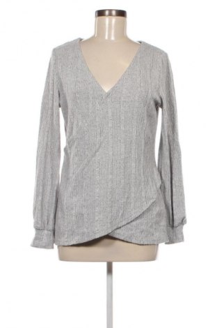 Damen Shirt Cupshe, Größe M, Farbe Grau, Preis 8,99 €