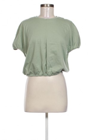 Damen Shirt Gina Tricot, Größe M, Farbe Grün, Preis 6,49 €