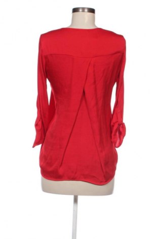 Damen Shirt Stradivarius, Größe S, Farbe Rot, Preis 5,99 €