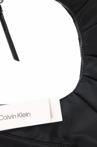 Дамска чанта Calvin Klein, Цвят Черен, Цена 162,99 лв.