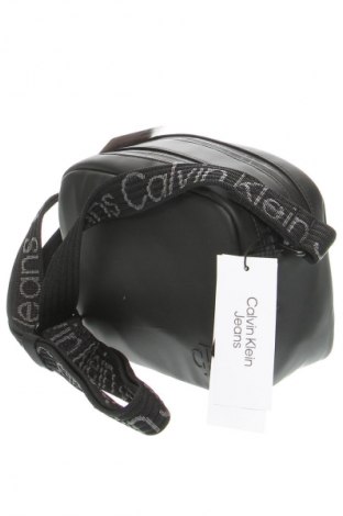 Geantă de femei Calvin Klein Jeans, Culoare Negru, Preț 419,99 Lei