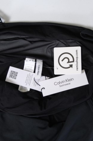 Дамски бански Calvin Klein Swimwear, Размер XL, Цвят Черен, Цена 124,49 лв.