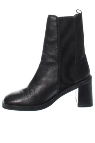 Botine de damă, Mărime 38, Culoare Negru, Preț 218,88 Lei