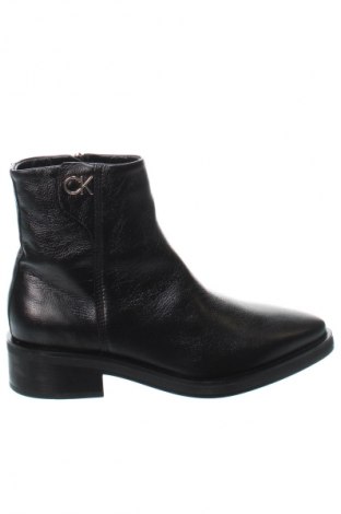 Botine de damă Calvin Klein, Mărime 39, Culoare Negru, Preț 877,99 Lei