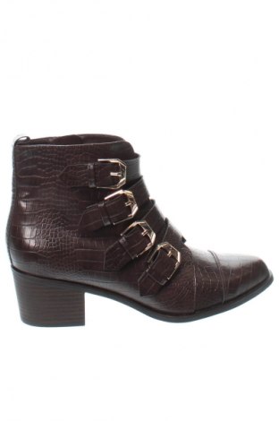 Botine de damă Catwalk, Mărime 39, Culoare Maro, Preț 161,22 Lei