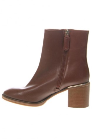 Botine de damă Tommy Hilfiger, Mărime 39, Culoare Maro, Preț 601,99 Lei