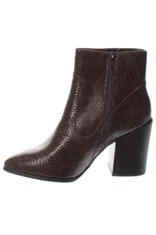 Botine de damă Truffle, Mărime 41, Culoare Maro, Preț 127,42 Lei