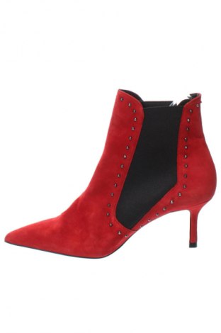 Botine de damă Zara, Mărime 39, Culoare Roșu, Preț 267,99 Lei