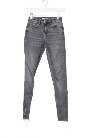 Damen Jeans, Größe XS, Farbe Grau, Preis 20,49 €