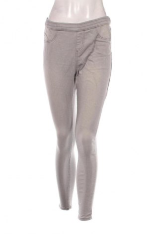 Damen Jeans Beloved, Größe M, Farbe Grau, Preis € 6,99