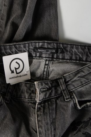 Damskie jeansy Bershka, Rozmiar S, Kolor Szary, Cena 66,67 zł