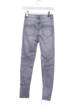 Damskie jeansy Denim Co., Rozmiar XS, Kolor Szary, Cena 41,99 zł