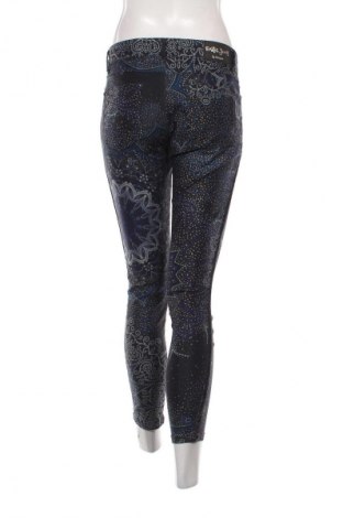 Damen Jeans Desigual, Größe M, Farbe Mehrfarbig, Preis 88,02 €