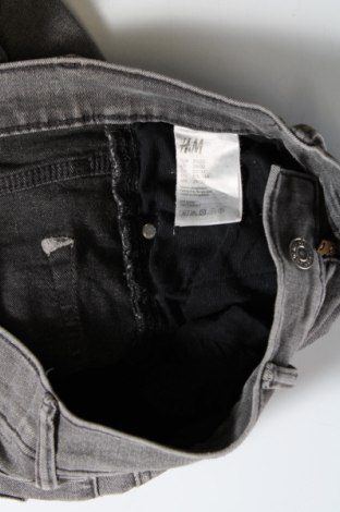 Damskie jeansy H&M, Rozmiar S, Kolor Szary, Cena 37,99 zł