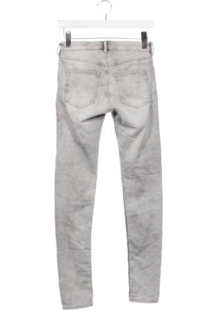 Damskie jeansy H&M Divided, Rozmiar S, Kolor Szary, Cena 37,99 zł