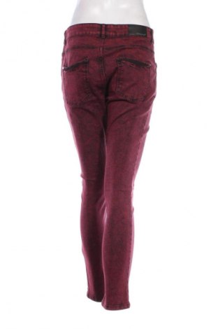 Damen Jeans Janina, Größe M, Farbe Rot, Preis € 8,49