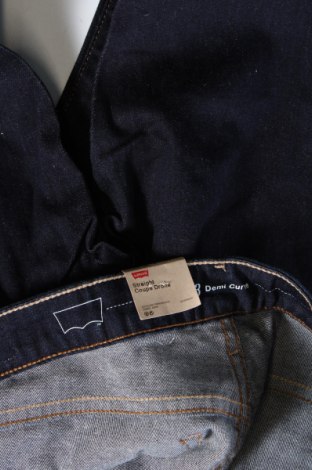 Blugi de femei Levi's, Mărime M, Culoare Albastru, Preț 226,99 Lei