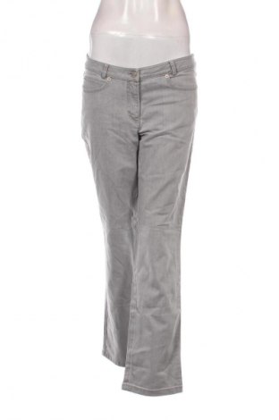 Damen Jeans Madeleine, Größe M, Farbe Grau, Preis 52,49 €