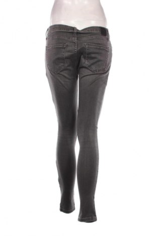 Damen Jeans Mango, Größe M, Farbe Grau, Preis 10,99 €