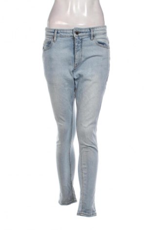 Damskie jeansy Pull&Bear, Rozmiar M, Kolor Niebieski, Cena 32,99 zł