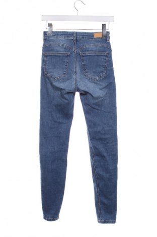 Damskie jeansy Pull&Bear, Rozmiar S, Kolor Niebieski, Cena 26,99 zł