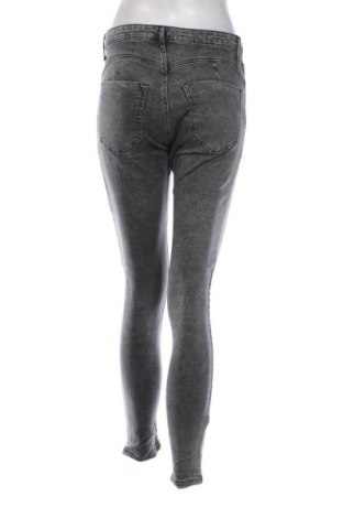 Damen Jeans Reserved, Größe M, Farbe Grau, Preis € 8,99