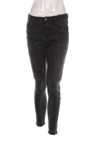 Damen Jeans Reserved, Größe M, Farbe Grau, Preis € 16,04