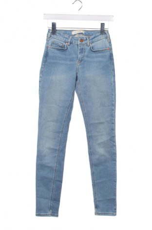 Damskie jeansy Scotch & Soda, Rozmiar XXS, Kolor Niebieski, Cena 42,99 zł