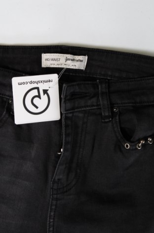 Damskie jeansy Stradivarius, Rozmiar XS, Kolor Szary, Cena 40,99 zł