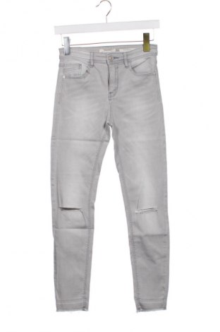 Damen Jeans Stradivarius, Größe XS, Farbe Grau, Preis 8,99 €