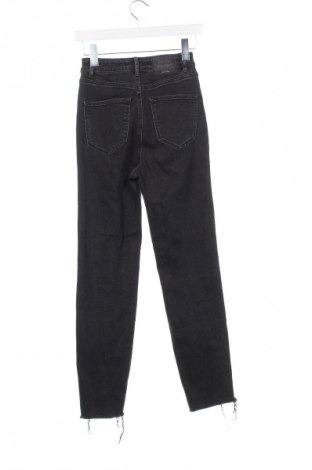 Damen Jeans Stradivarius, Größe XS, Farbe Grau, Preis € 8,99