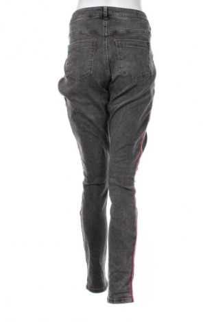 Damen Jeans Street One, Größe XXL, Farbe Grau, Preis € 14,99