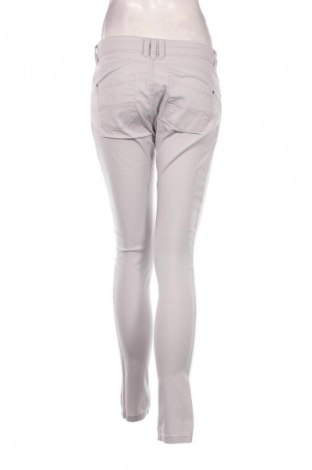 Damen Jeans Terranova, Größe M, Farbe Grau, Preis € 14,83