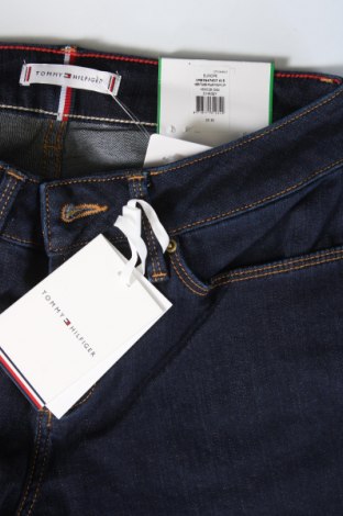 Dámské džíny  Tommy Hilfiger, Velikost XS, Barva Modrá, Cena  1 809,00 Kč