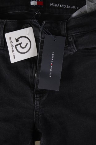 Dámske džínsy  Tommy Jeans, Veľkosť S, Farba Čierna, Cena  67,45 €