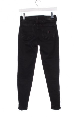 Dámske džínsy  Tommy Jeans, Veľkosť S, Farba Čierna, Cena  67,45 €