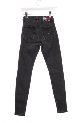 Damen Jeans Tommy Jeans, Größe XS, Farbe Grau, Preis 69,99 €