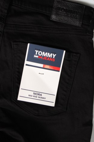 Női farmernadrág Tommy Jeans, Méret S, Szín Fekete, Ár 30 099 Ft