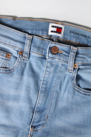 Dámske džínsy  Tommy Jeans, Veľkosť M, Farba Modrá, Cena  67,45 €