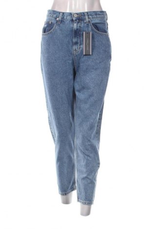 Dámske džínsy  Tommy Jeans, Veľkosť S, Farba Modrá, Cena  97,95 €