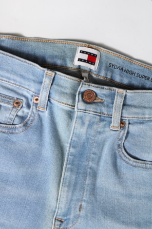 Damen Jeans Tommy Jeans, Größe S, Farbe Blau, Preis € 119,99